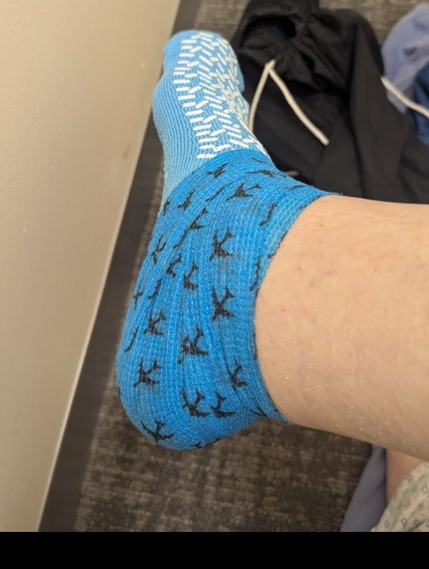Globeseek's tweet photo. Are they kind?  That was the ? posed to me dressings rm while waiting for my MRI. This was after a tech used tape to keep my socks on. I told her they were and that it was 50th scan and that all imaging techs over my 17 year+ journey have been kind. So let's all be kind this year https://t.co/dcQ49iLJWr