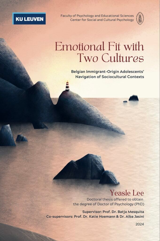 What facilitates emotional biculturalism? (1/2)

Friends! Friends act as “ambassadors” of culturally typical emotions. When minority adolescents have majority friends, they’re more likely to have higher emotional fit with the majority culture.

Chapter 3: buff.ly/3Z7rJ6z
