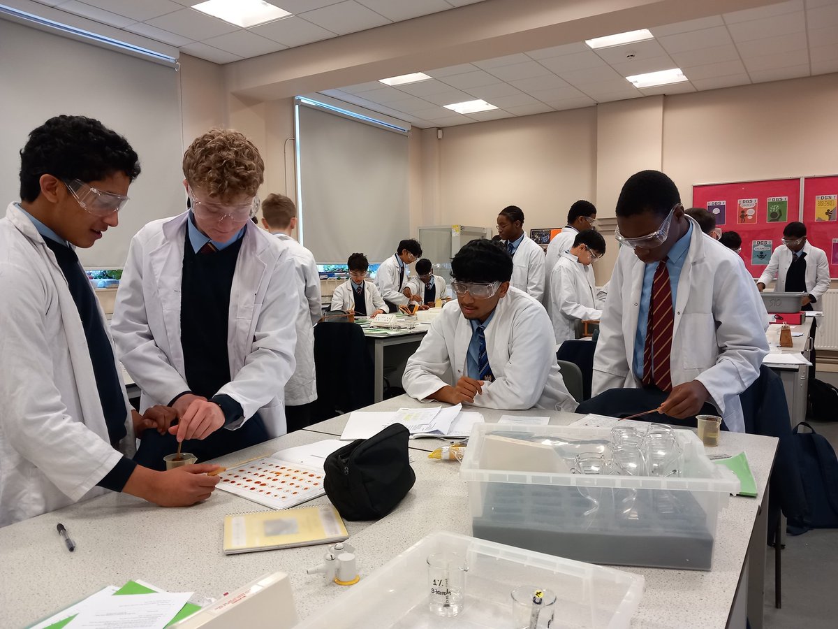 Students in 9A completed another GCSE Biology 'Required practical' yesterday... investigating the effect of pH on the enzyme, amylase. <a href="/DrCourtDGS/">Dr Court</a> <a href="/DGSSciCollege/">DGS Science College</a> <a href="/DartfordGS/">Dartford Grammar</a>