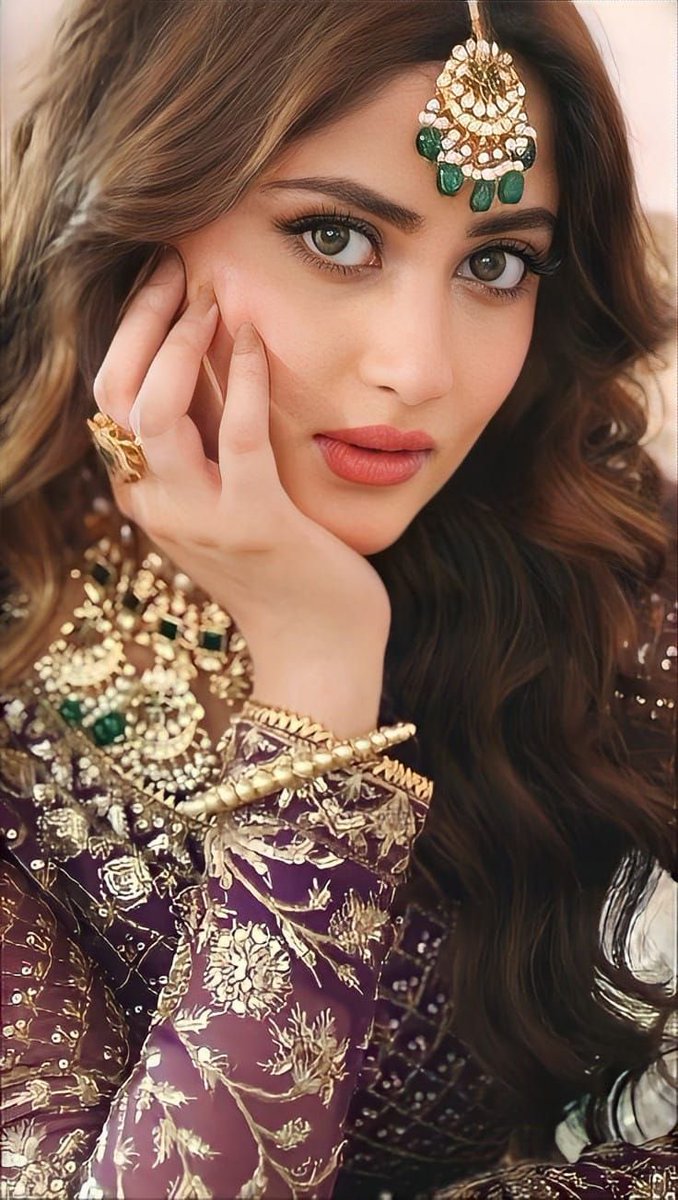 twilight_gurlll's tweet photo. Beautiful 😍 @Iamsajalali 

  #ZardPattonKaBunn #zpkb @Iamsajalali @Humtvnetwork #hamzasohail #Sajalaly https://t.co/ZbBw3N6l2x