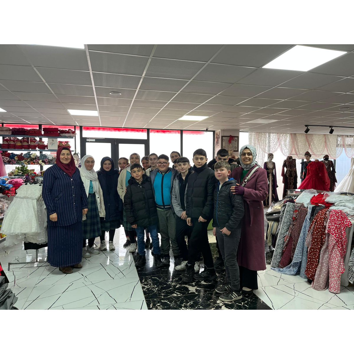 TaskesigiOkulu's tweet photo. Okulumuz öğrencileriyle birlikte "Hayalimdeki Meslek" Projesi kapsamında kurumları, iş yerlerini ziyaret ederek meslekleri daha yakından tanıdık.
@tcmeb @Ordu_MEM @mfvargeloglu @CaybasM @ayfidan52 @ELTHakanAYDIN https://t.co/DFoS1h1xrE