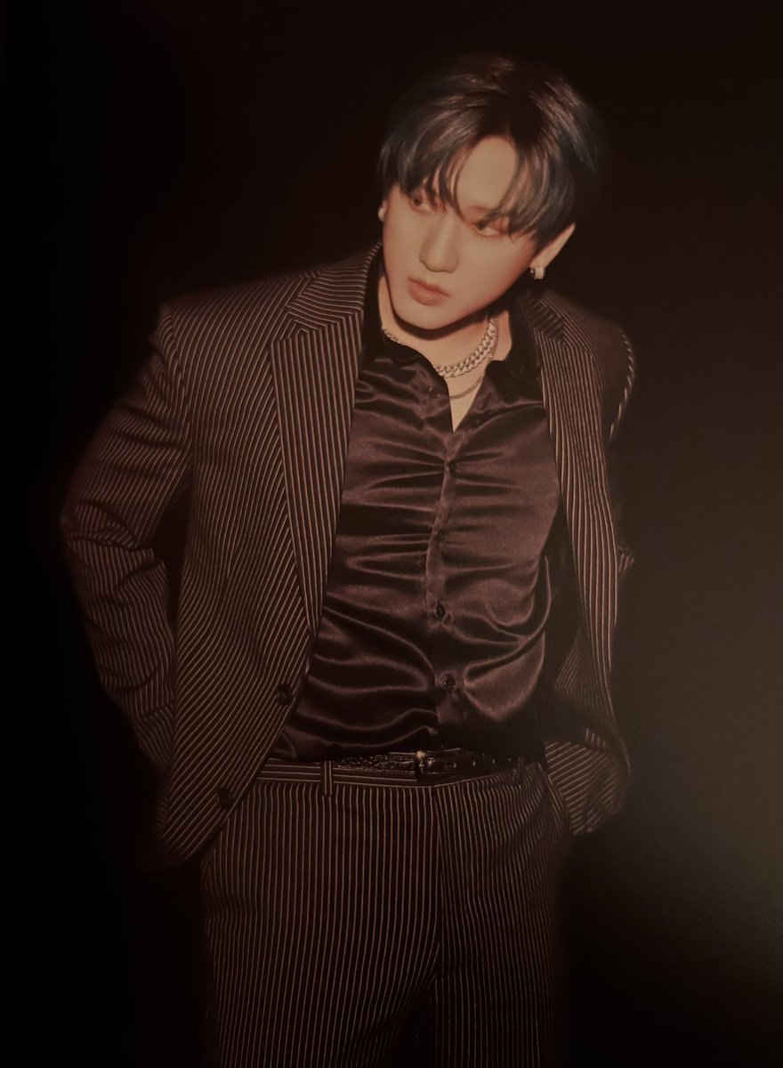 Put me in a suit, and suddenly I’m not just Changbin—I’m THE Changbin. Sharp, confident, unstoppable. 🕴️✨