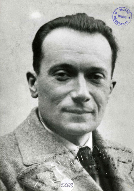 "I believe that we have no right to deport our fellow citizens and that any Frenchman who becomes an accomplice to this infamy is a traitor"

Toulouse Police Chief Jean Phillipe refused to submit a list of Jews to the Germans; he resigned #OTD 15 Jan 1943

This is his story: