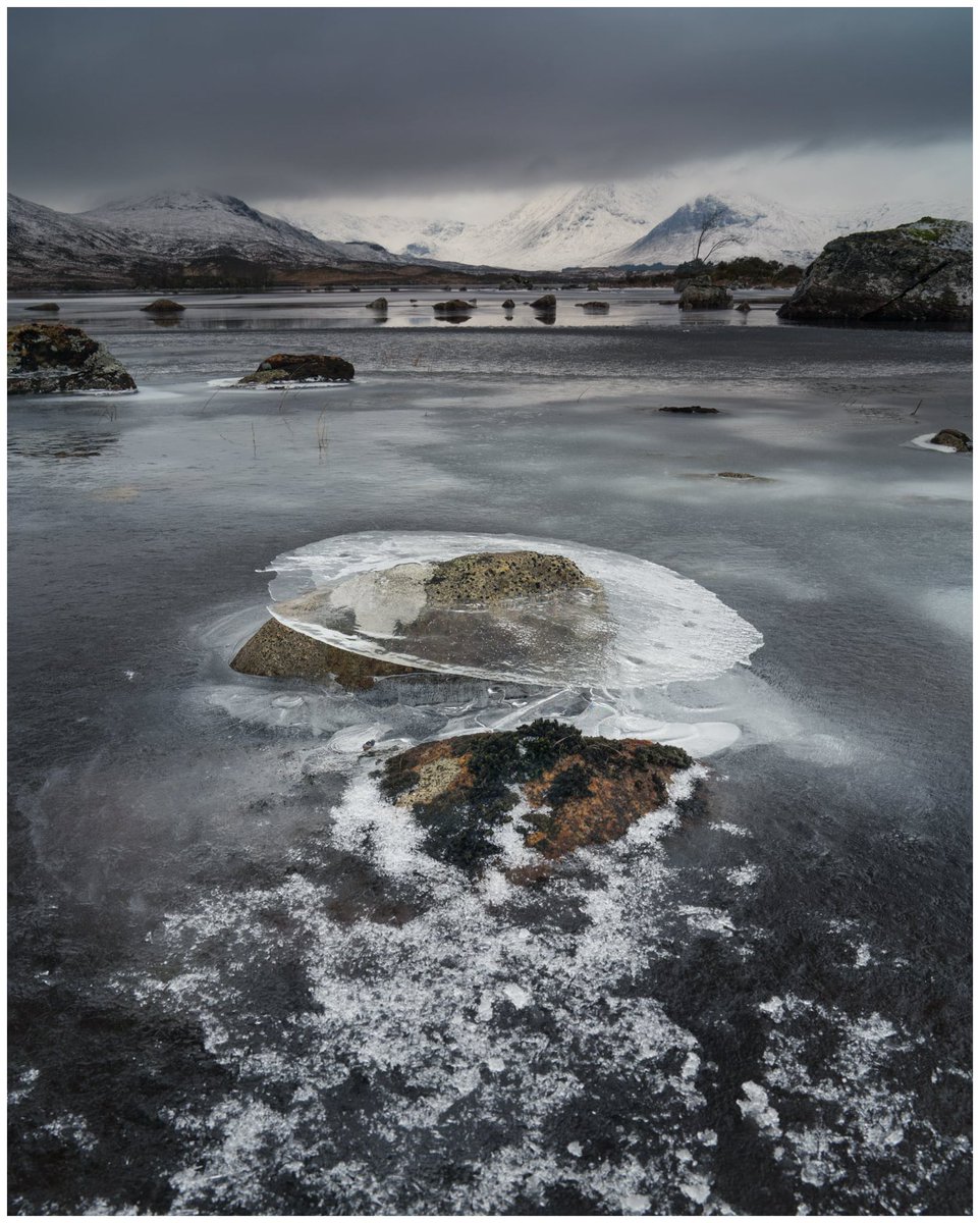 Fotospeed (@fotospeed) on Twitter photo 🏆 #FSPrintMonday Winner Announcement 🏆
🥇 Congratulations <a href="/SimonPeterKing2/">Simon Peter King</a>
Capturing the stark beauty of winter with a frozen lake, dramatic sky, and snow-capped mountains. The textures of the ice, water, and rocks create a visually striking scene. 🏆 #FSPrintMonday Winner Announcement 🏆
🥇 Congratulations <a href="/SimonPeterKing2/">Simon Peter King</a>
Capturing the stark beauty of winter with a frozen lake, dramatic sky, and snow-capped mountains. The textures of the ice, water, and rocks create a visually striking scene.