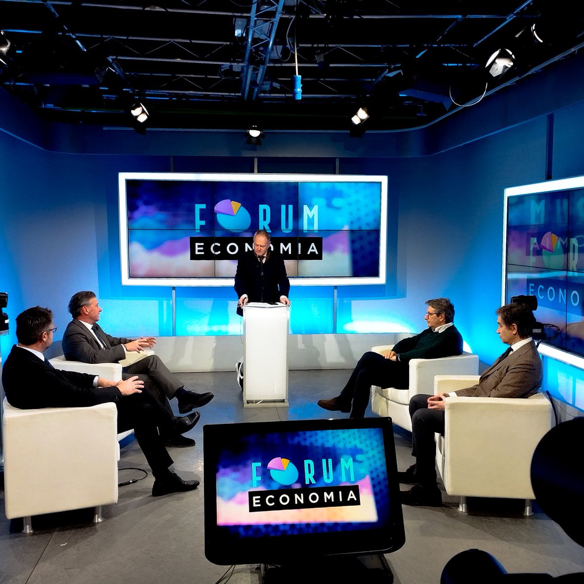 Questa sera il Presidente di Ance Verona <a href="/CarloTrestini/">Carlo Trestini</a> ospite di Forum Economia, in onda su TeleArena alle 21.50 per parlare di Grandi Opere.
telearena.it/la-diretta/seg…