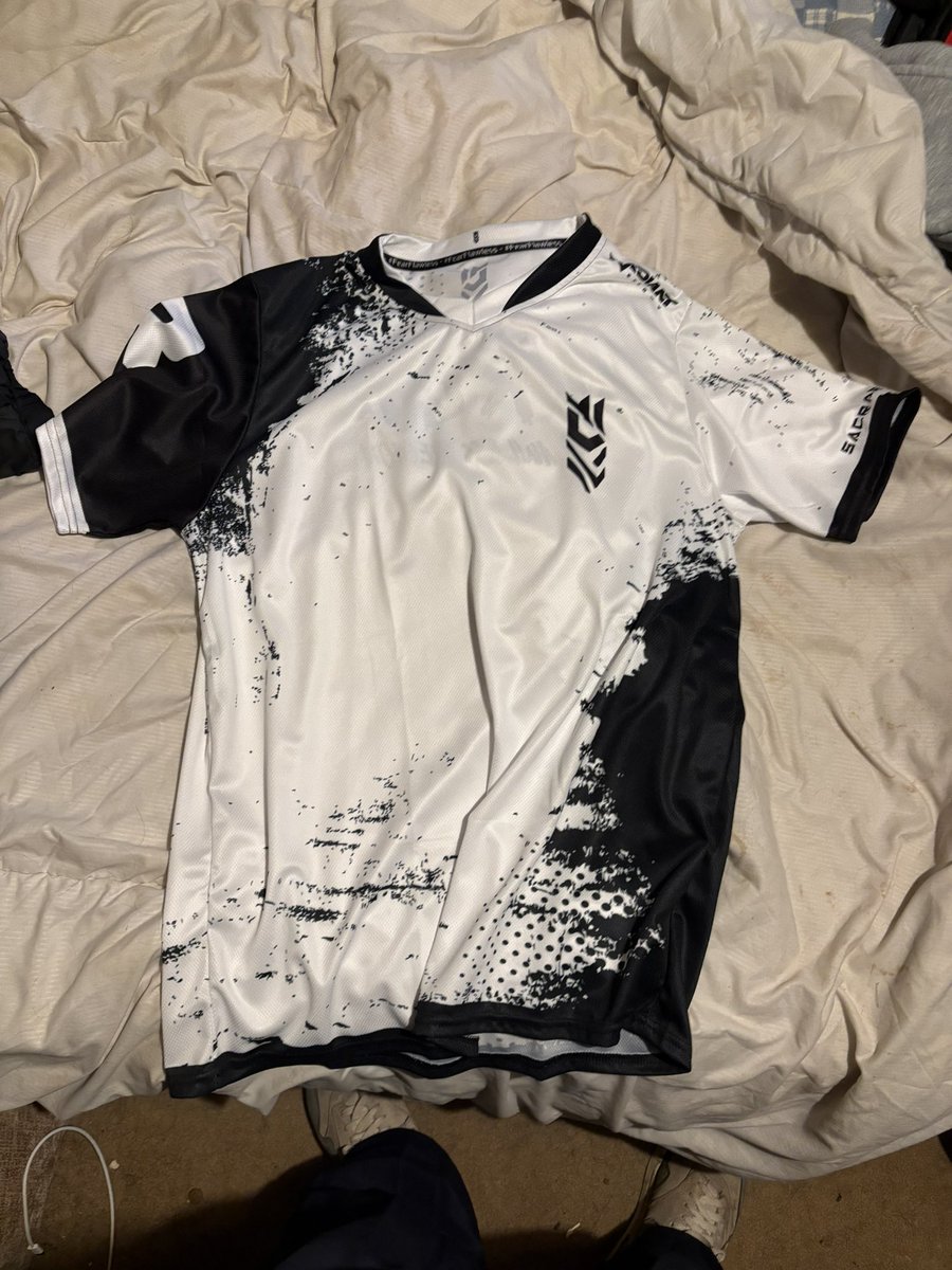 So my <a href="/FlawlessRegion/">Team Flawless</a> jersey came today I 100% recommend other who are apart of the team to buy it. 

Also 100% recommend the team to anyone who is looking for a team