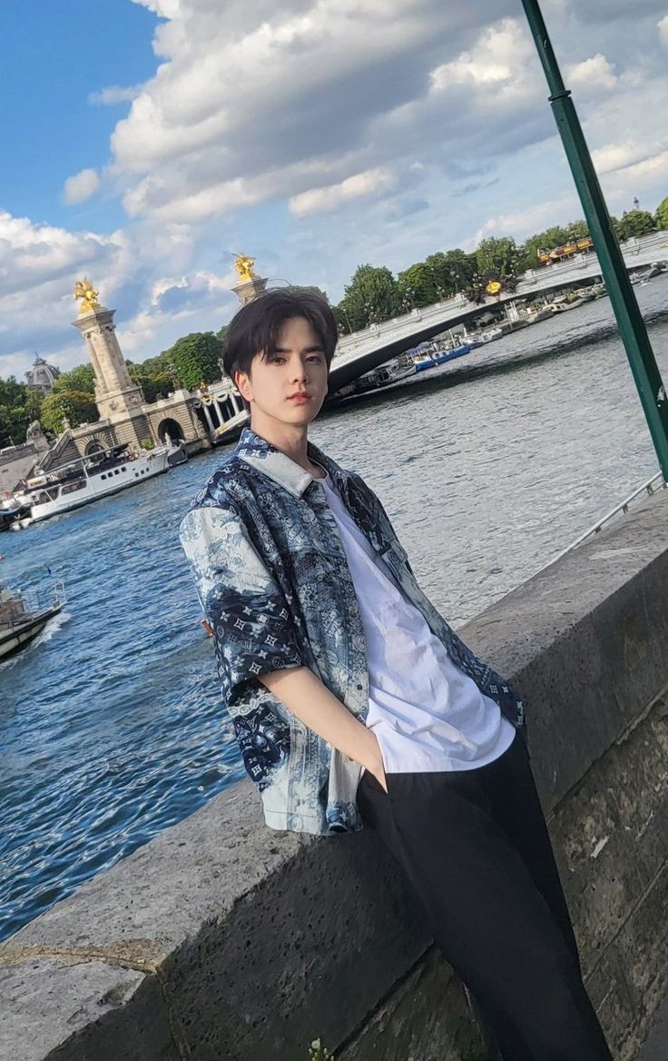 ⁺ S ˖ tweet media