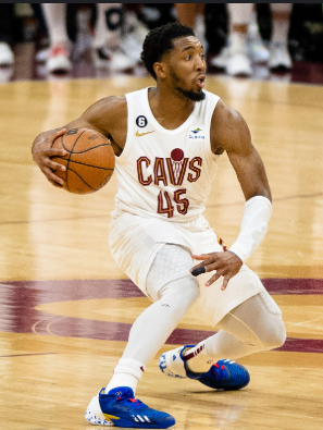 CLUTCH TIME ⏱ tweet media