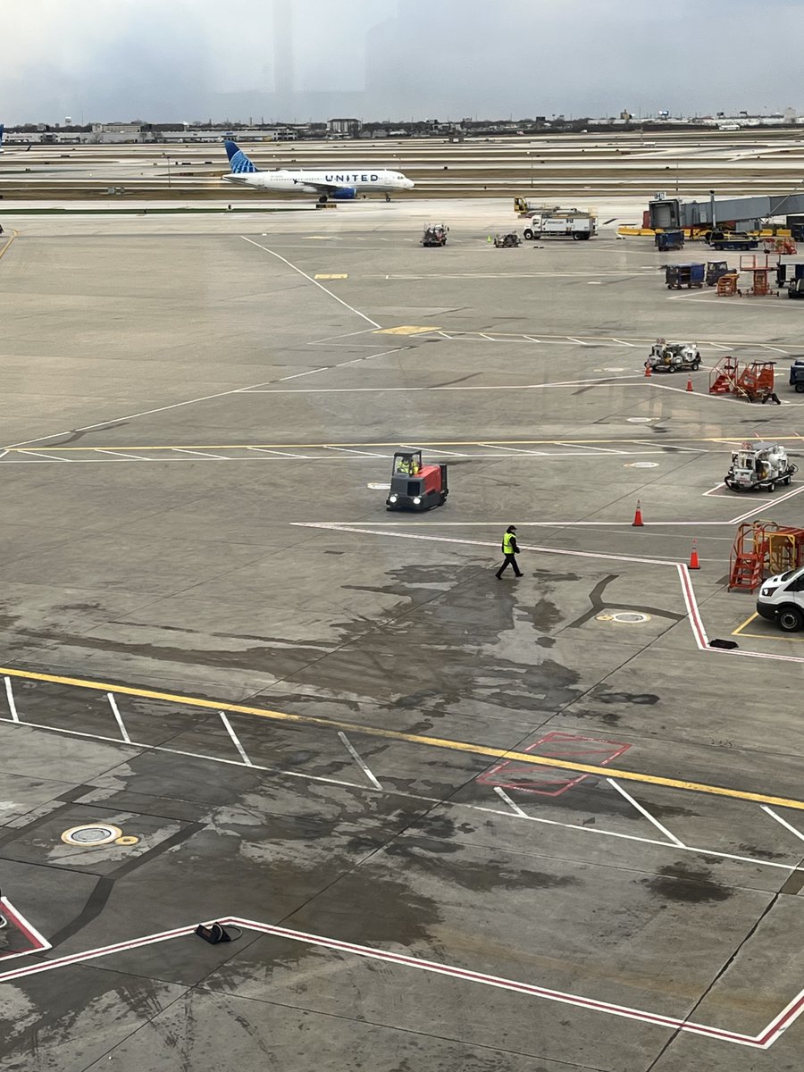 It’s a bird… it’s a plane…

No, it’s actually the PowerBoss Nautilus HD at O’Hare International Airport in Chicago! 🛫

#PowerBoss #ohareinternationalairport