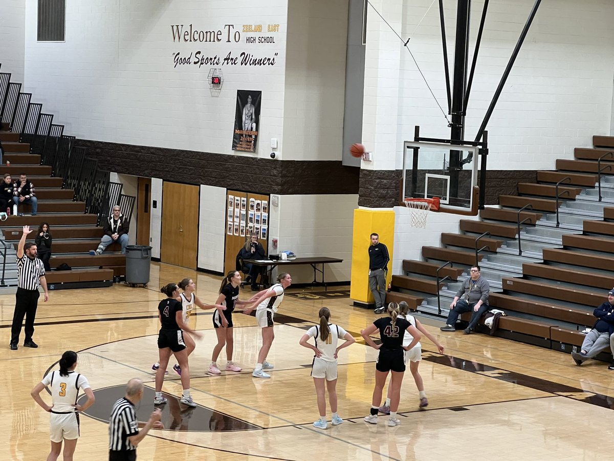 HCGBasketball's tweet photo. Grabbed a 53-41 win last night at ZE in a battle of OK Black league leading teams. We move to 8-1 on the year! 🏀💥

*Camryn VandenBosch 16pts/6r/5asts/6steals
*Brooklyn Phelps 14pts (4 triples)
*Kierea Smits 9pts/6r
*Adelynn Nyhof 7pts

@DanDAddona @MLiveSports @MickMcCabe1 https://t.co/uZ1HQkoXo1