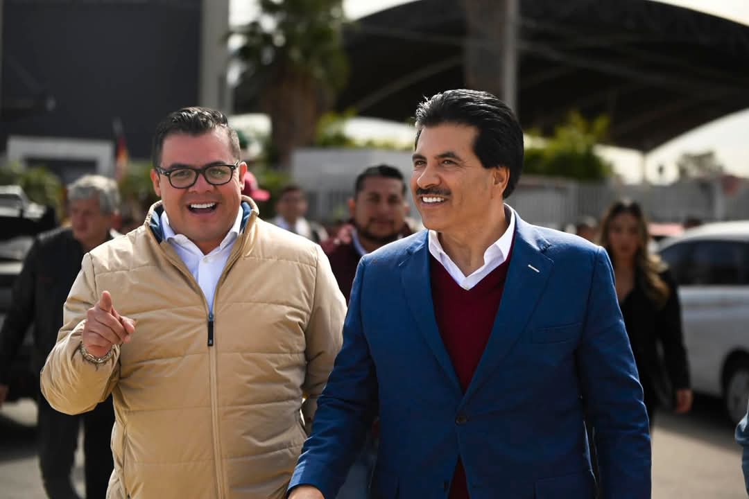 CarlosReyna618's tweet photo. 🔴 ¡𝐅𝐢𝐧𝐚𝐥𝐦𝐞𝐧𝐭𝐞 𝐬𝐞𝐫𝐚́ 𝐡𝐨𝐦𝐛𝐫𝐞 𝐞𝐥 𝐜𝐚𝐧𝐝𝐢𝐝𝐚𝐭𝐨 𝐚 𝐥𝐚 𝐜𝐚𝐩𝐢𝐭𝐚𝐥 𝐝𝐮𝐫𝐚𝐧𝐠𝐮𝐞𝐧𝐬𝐞! 

Lo que ya se veía venir se confirma.
👇👇👇
https://t.co/V1uGgm9DEJ https://t.co/pP7Wo75D57