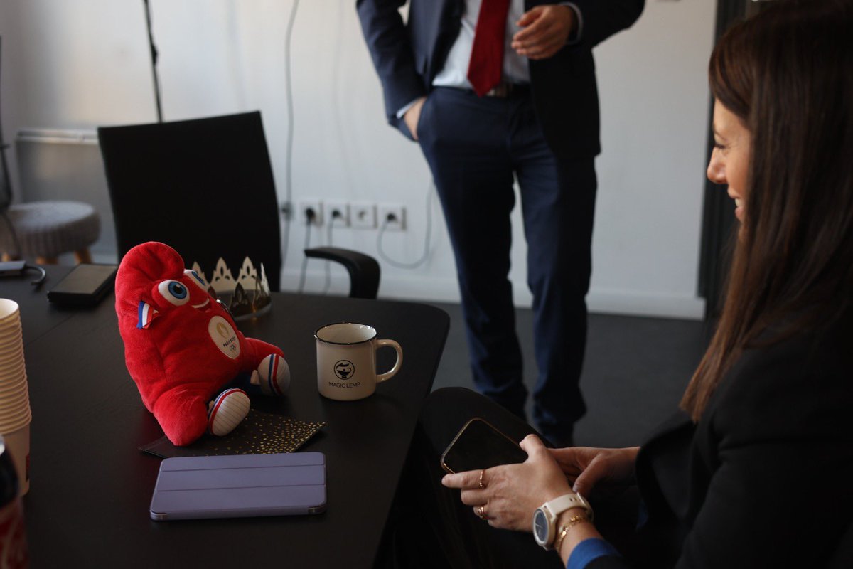 Rendre l’ #IntelligenceArtificielle accessible à tous avec des applications concrètes pour les entreprises et nos concitoyens, c’est l’ambition de <a href="/MagicLemp/">MagicLemp</a> , une belle startup accompagnée par la Région <a href="/iledefrance/">Région Île-de-France</a> :
✅ Challenge #IA avec <a href="/institut_curie/">Institut Curie</a> sur les cancers