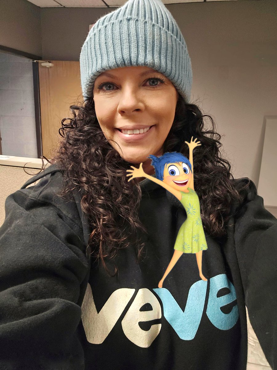 VeVeFamBam's tweet photo. I'm ready for some Joy! Let's schedule another "wear a #veve shirt to work" day! What about Friday 1/24/25? 
@ComClubApparel @smellsfunn @VeVeMagic @Ms_Gekko @MsSlammy @RealRandyChavez @OmilliTees @EneTour @DoGBoY_71 @Rita_Baby88 @veve_official @My_Collectables https://t.co/hzFGSGKFmK