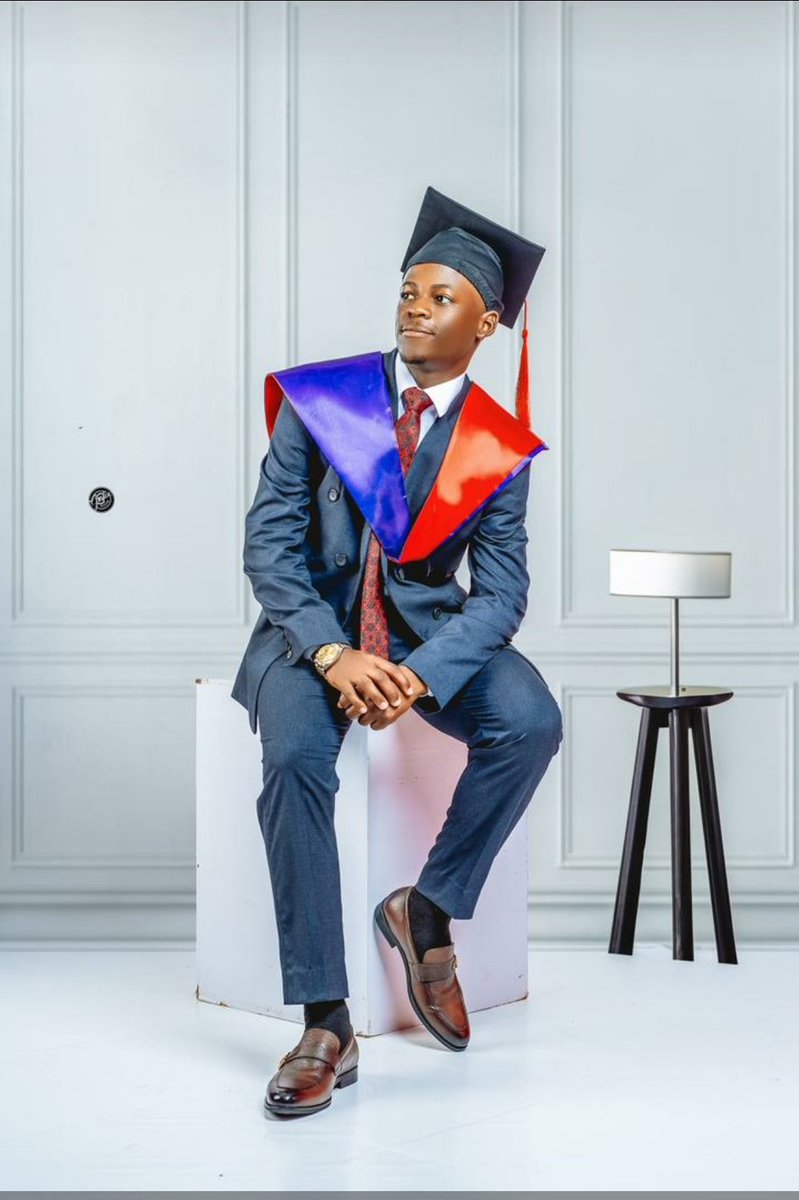 ndejjeleague's tweet photo. Congratulations to the @FcFarmers graduates from @Makerere University!  
Your achievement is a testament to your hard work and dedication both on and off the pitch. Here's to new beginnings and continued success in the #NdejjeLeague 

Keep shining ❤🔥 https://t.co/LfICAkIz8Y