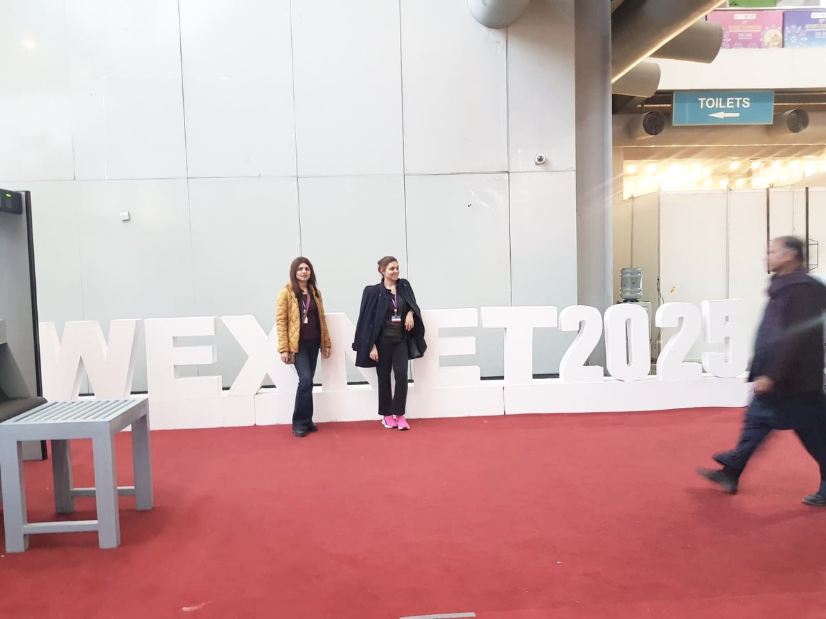 ThePatriot106's tweet photo. Throughout my entrepreneurial journey, I’ve encountered challenges that have shaped my resilience and creativity. Each learning experience reminds me of the power of collaboration & the importance of continuous growth. #Entrepreneurship #Wexnet #TDAP #Lahore #ExpoCenter #shorts https://t.co/RkXvS5HHv9