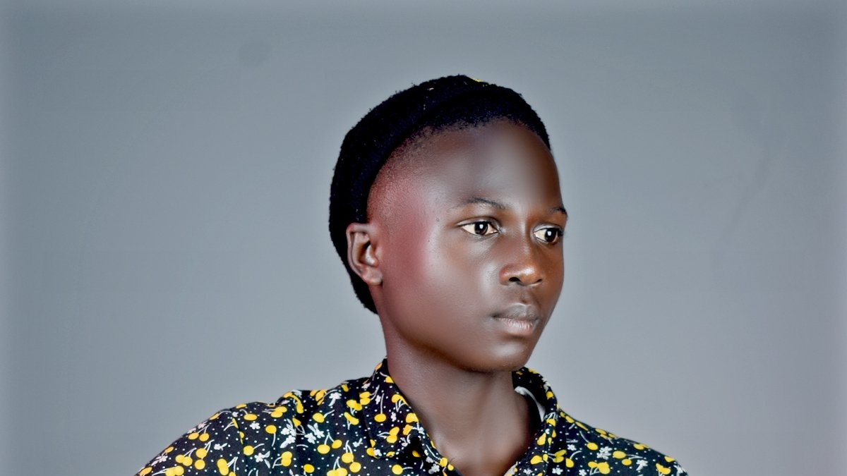 jeypurz's tweet photo. @ntvuganda Kizza Nathan Jjingo.
         Nsubila Ggavumenti yandibadde eyongera okusembeza Bubanka kubyalo obuwola abantu kumagoba amatonotono. https://t.co/PdhBVV5DIe
