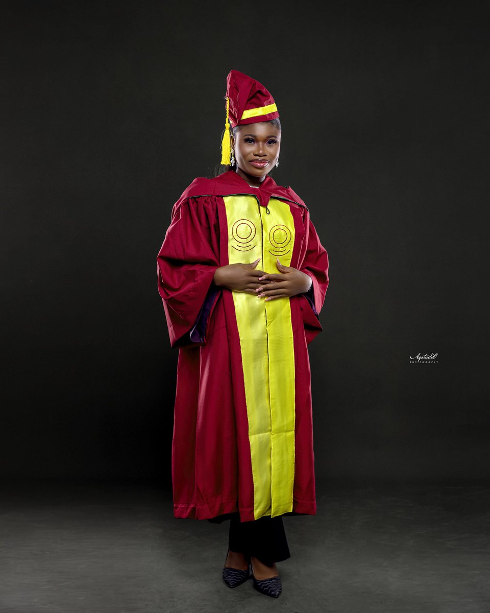 Mezu_Judith's tweet image. BSc (Hons) Business Administration
A dream that became Reality 
God fulfilled it ( chimezuru ya) #UNILAG2024Convocation #ClassOf2022