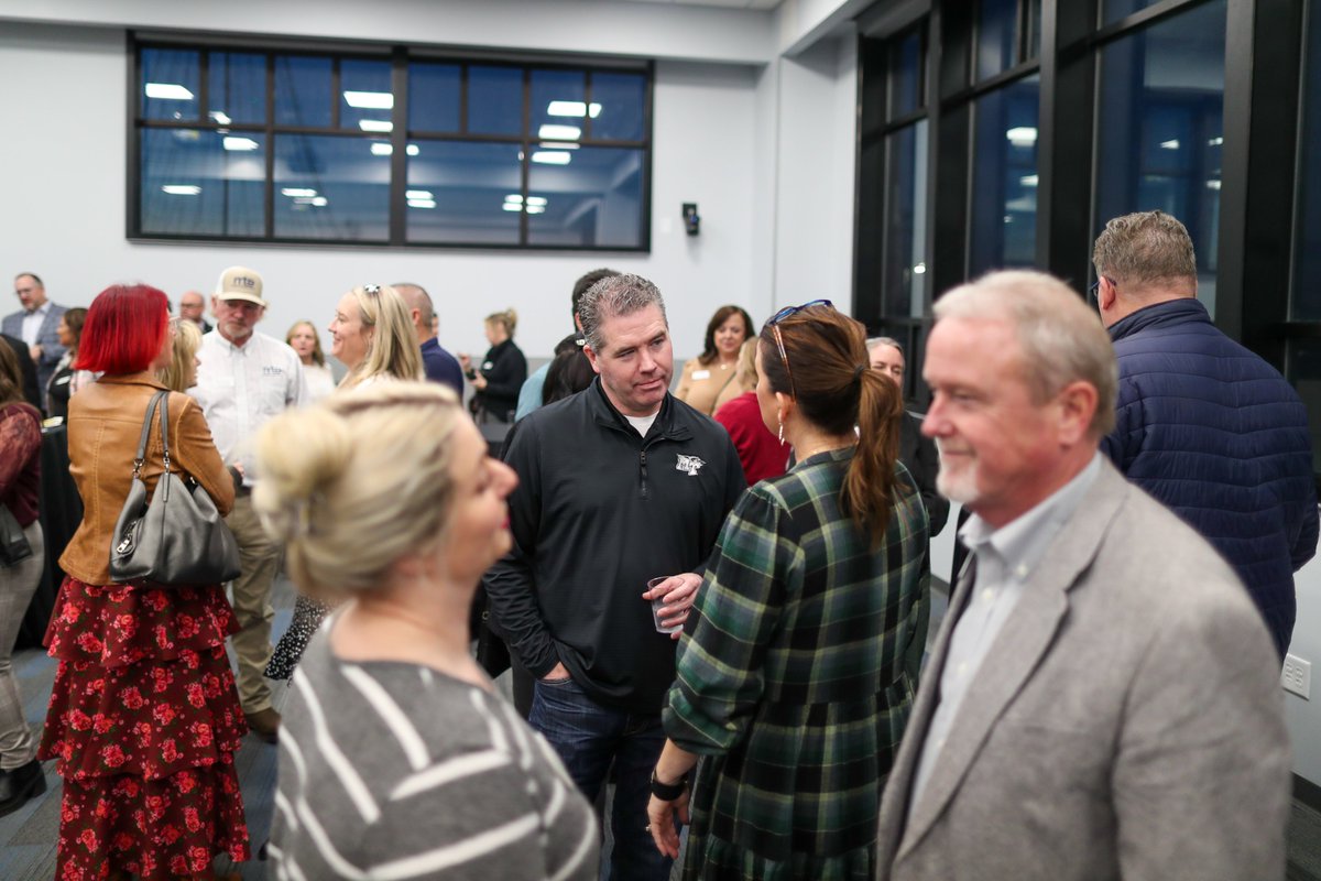 MTCoachNick's tweet image. I had a great time at the Business After Hours event last night hosted by the Chamber of Commerce, MTE and United Communications. Thanks for having me!