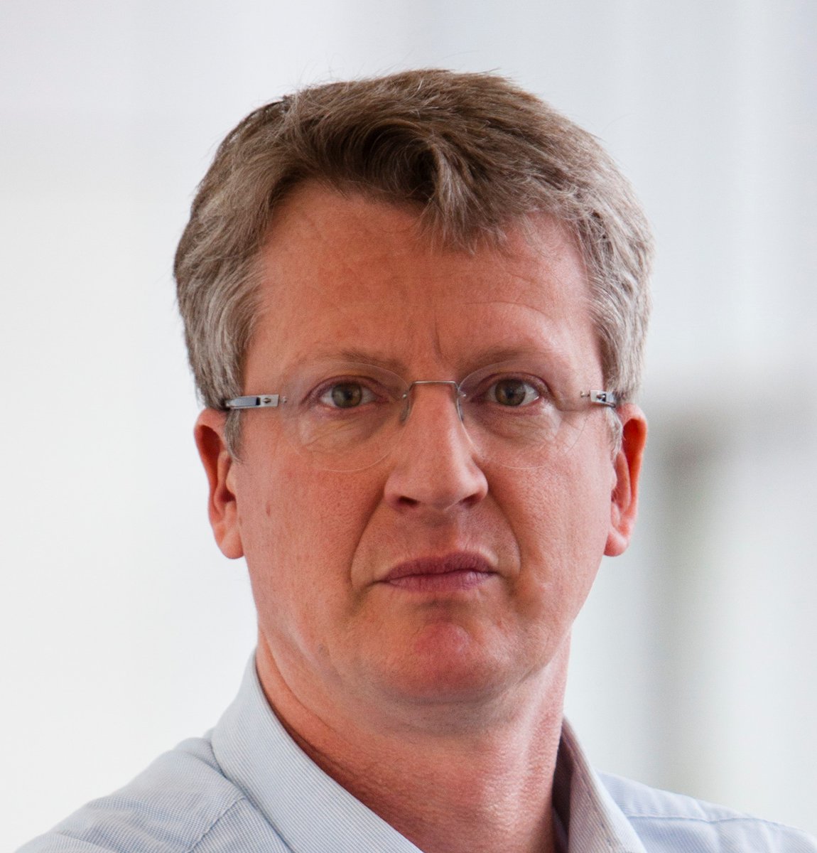 **Webinar invitation**

Prof Tom Sauer on 'The Impact of New Technology on Nuclear Deterrence'

Wednesday 29 January at 14.00 (UK)

To join this webinar register via Zoom here:

zoom.us/meeting/regist…