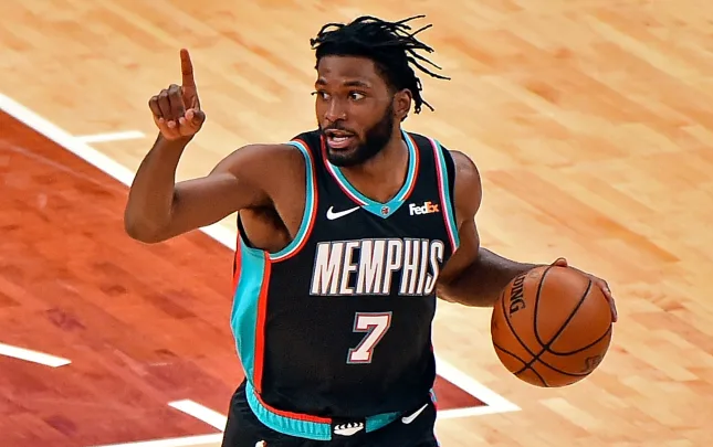 fastbreakbreak's tweet photo. memphis grizzlies iron man player availability tracker (h/t @coachlewgrizz)

🥉 justise winslow 26 of 95 games 27.4%
🥈 marcus smart 38 of 122 games 31.1%
🥇 chandler parsons 94 of 246 games 38.6% https://t.co/1tPCsiE2So