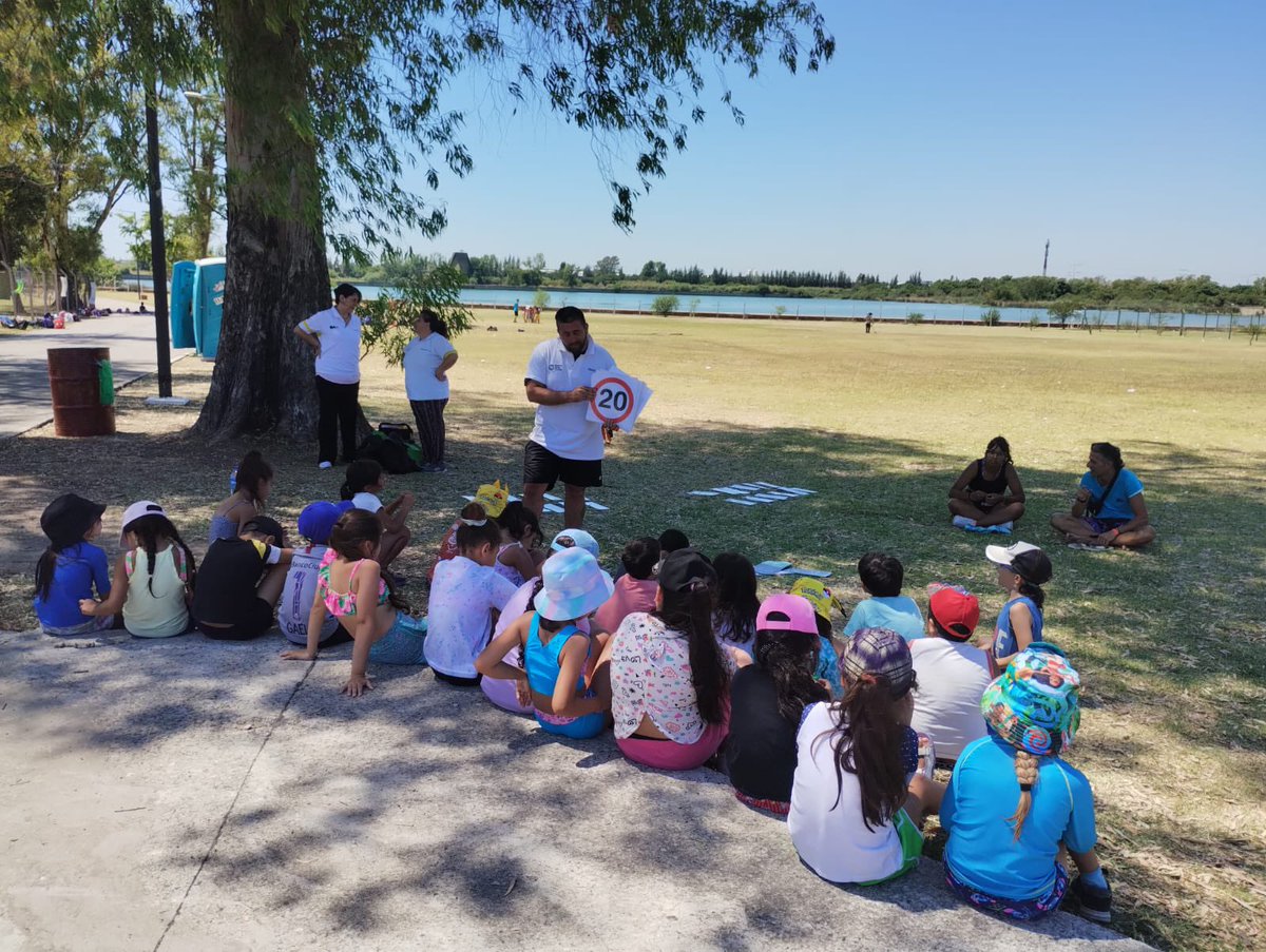 DeportesBA's tweet photo. Charla de vialidad en #ParqueRoca #ColoniasDeLaCiudad https://t.co/gMWRe4X5G7