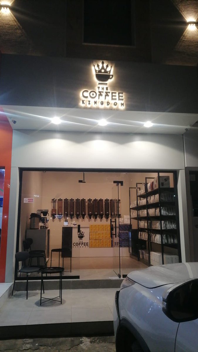 ذا كوفي كنجدوم
شارع التحلية بحي العقيق
(مقابل ساحة بلدية العقيق)

#قهوة_جازان #قهوة_سعودية #قهوة_كولومبية #قهوة_اثيوبية #قهوة_اندونيسية #قهوة_برازيلية #قهوة_كوستاريكية #قهوة_يونانية #قهوة_تركية #اظرف_القهوة_المختصة #ذا_كوفي_كنجدوم