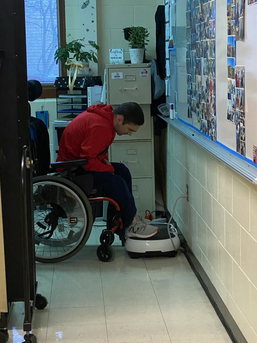 AllInAtKings's tweet photo. @KingsHSPower5 skills demonstrated as @MelissaMillerOT collaborates w/ Miss Z, Ms M &amp; Job Coach Mary to problem solve innovative ways to assist our sensory seeking students. Check out our new Wobble Board! @Kings_HS https://t.co/fQwAuFpp7K