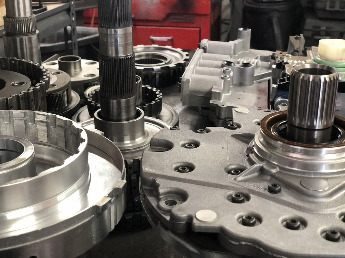 WenselsGarage's tweet photo. What To Consider When Choosing A New Transmission? https://t.co/h2pQlY8qWT https://t.co/x29fNvSoal