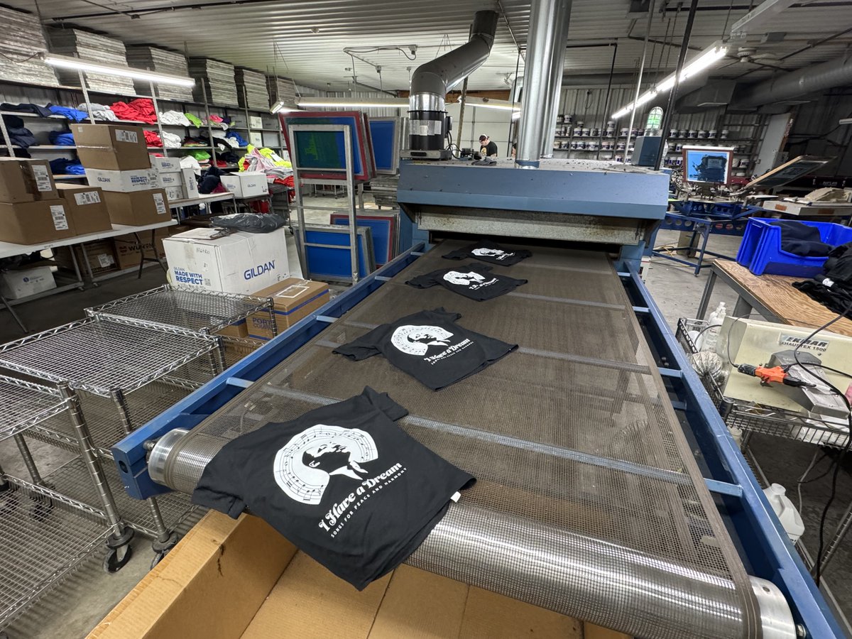 SampanPrint's tweet photo. We've been printing up a little "Peace and Harmony" for Greater Clark County Schools this week. More than 800 elementary school students will wear these"I Have a Dream" t-shirts as they sing at Greater Clark's annual Martin Luther King Jr. concert.
https://t.co/E8zSiB0Yjv https://t.co/lDZJgduU8n