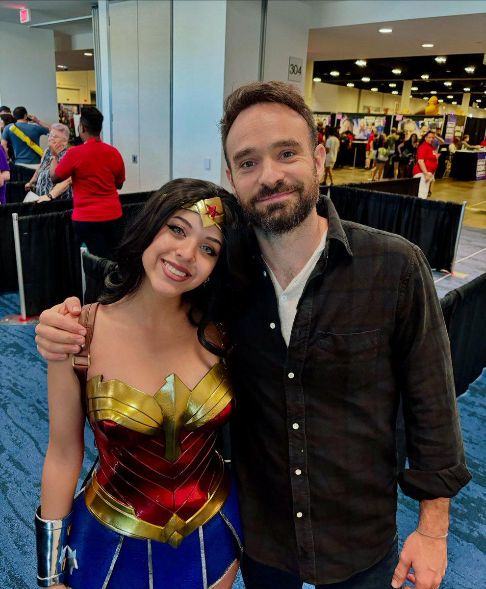 In the spirit of the new Daredevil: Born Again trailer… here’s the time I met this guy who says he’s a really good lawyer 🖤😈 also here’s my reaction: youtu.be/-AbdTmtVi_s