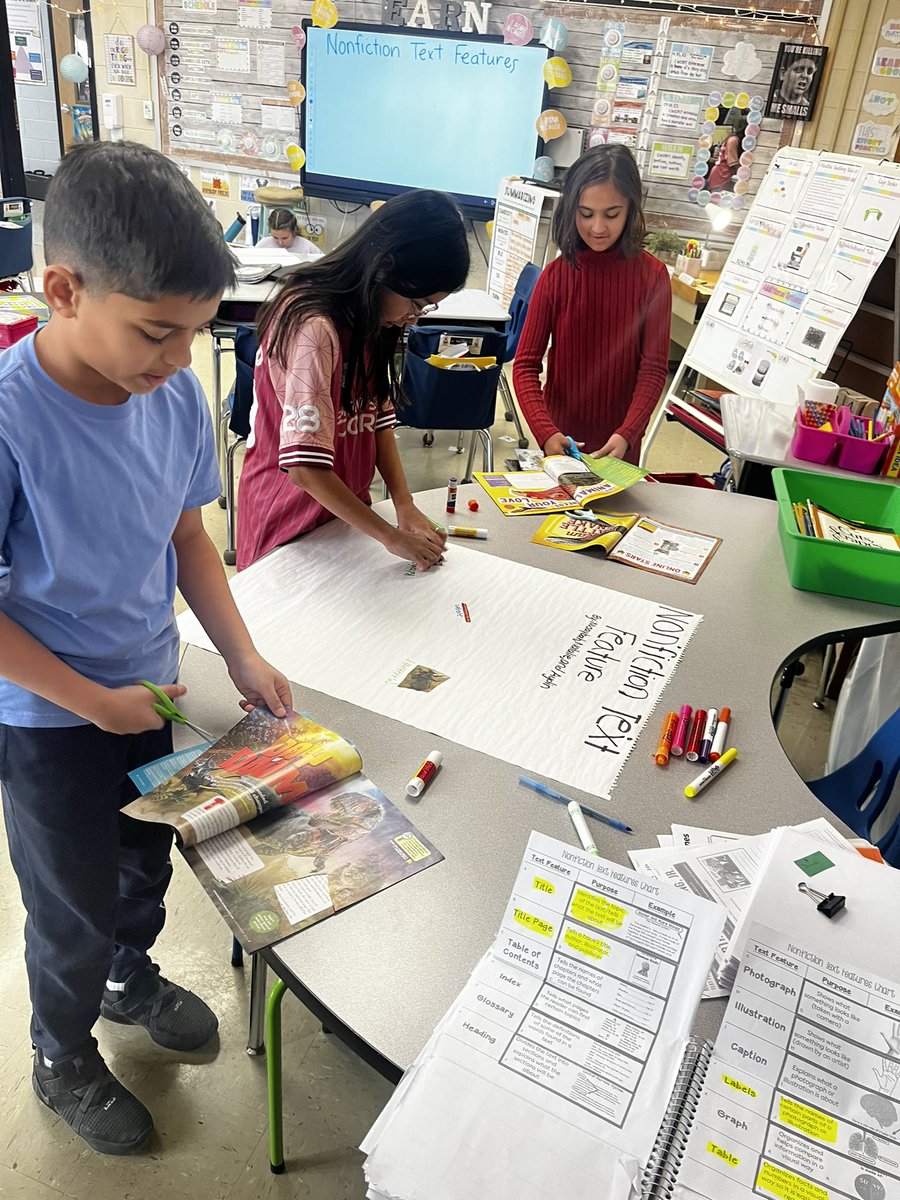 More text feature fun featuring Storyworks…#finsupdc <a href="/MTPSNJ/">Marlboro Twp Schools</a> <a href="/definocentral/">Defino Dolphins</a> <a href="/DCES_Principal/">Dave Stratuik, Ed.D.</a>