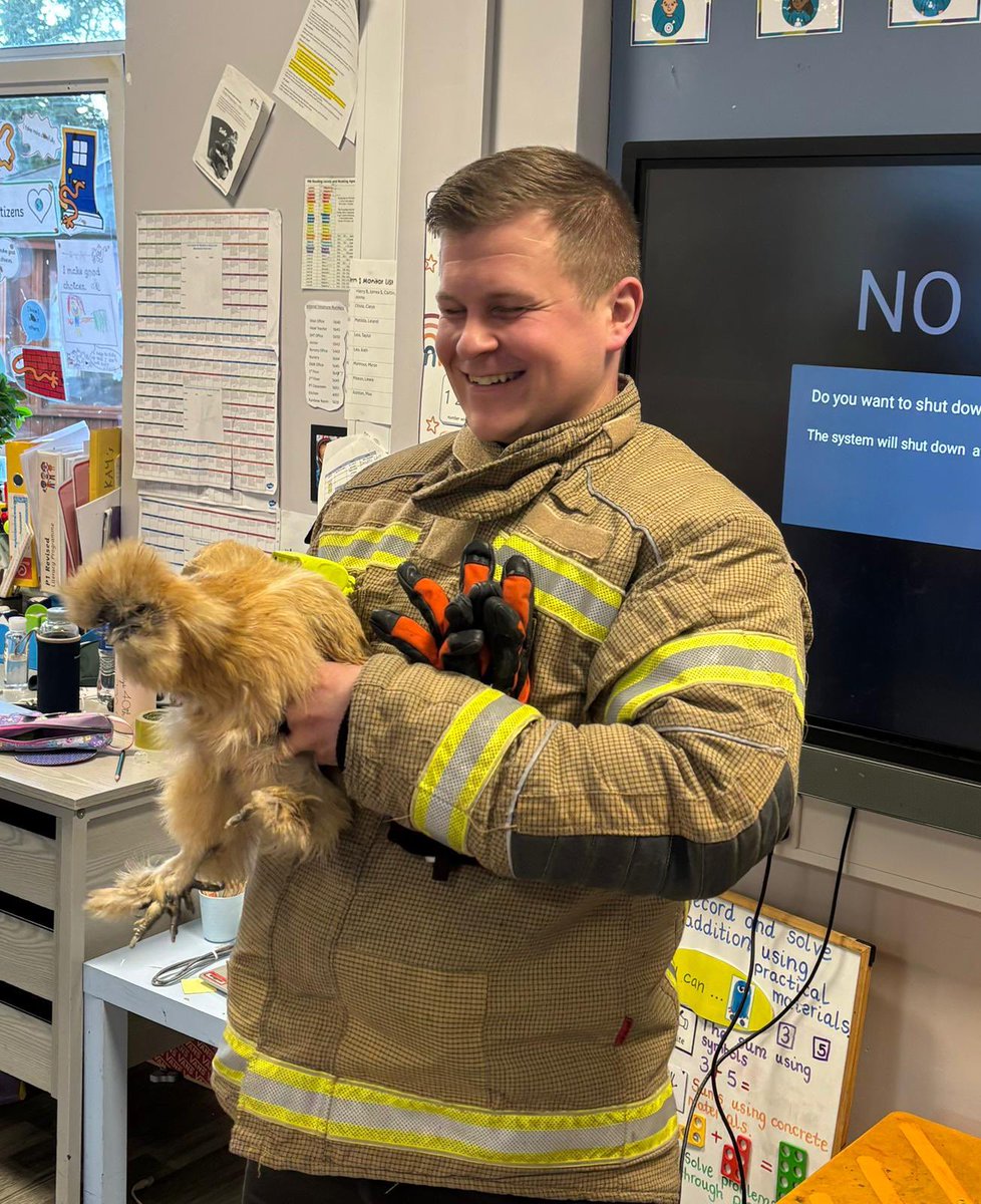 MPSChicks's tweet photo. We got a special visit today from the firefighters! @fire_scot @MuirhousePS https://t.co/pBTyluuY7h