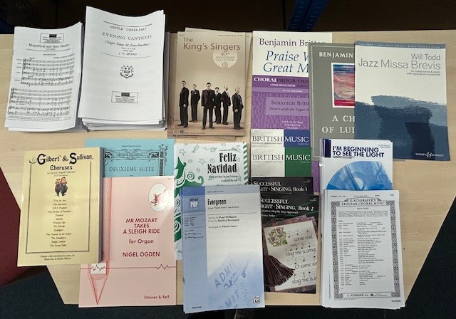 We've been updating our SALE page. Here are some of the titles we've added. Why not take a look at the page and see if there's anything there that takes your fancy 😊

banksmusicpublications.co.uk/sale