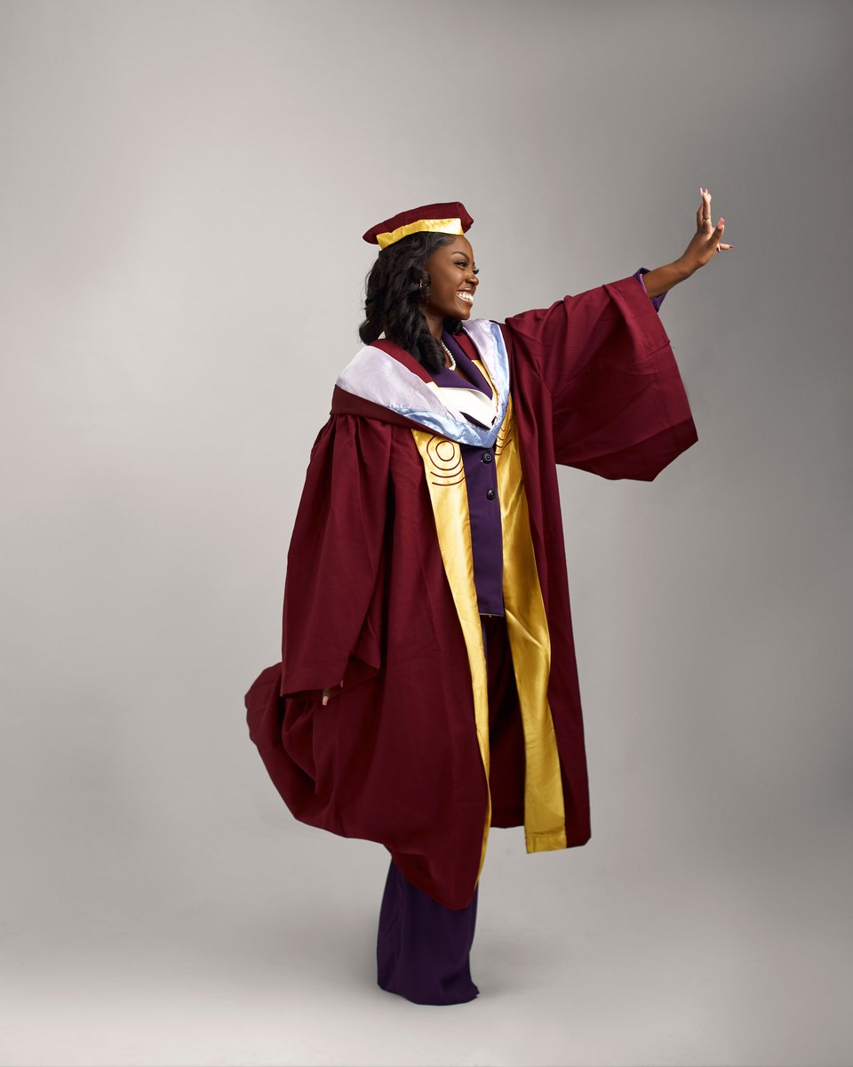 EstherAdeola20's tweet photo. Reintroducing 🎉:

Amusan, Esther Adeola, AICMC, LLB (Hons), Second Class Upper Division 🎓. https://t.co/iZ9397jhd5