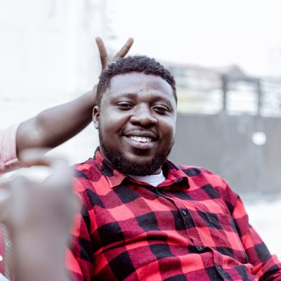 kayzee4ever's tweet photo. #NewProfilePic
Always find 1 reason to smile even if there are 1000 reasons not to https://t.co/XvSYx3KVTm