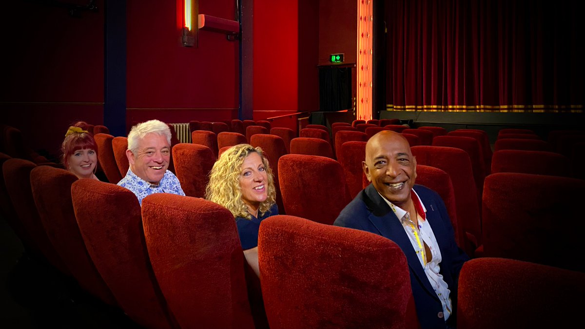 Don't miss a certain cinema on <a href="/AntiqueRoadTrip/">Antiques Road Trip</a> tonight... 👀

📽️ 7pm on <a href="/BBCTwo/">BBC Two</a>.