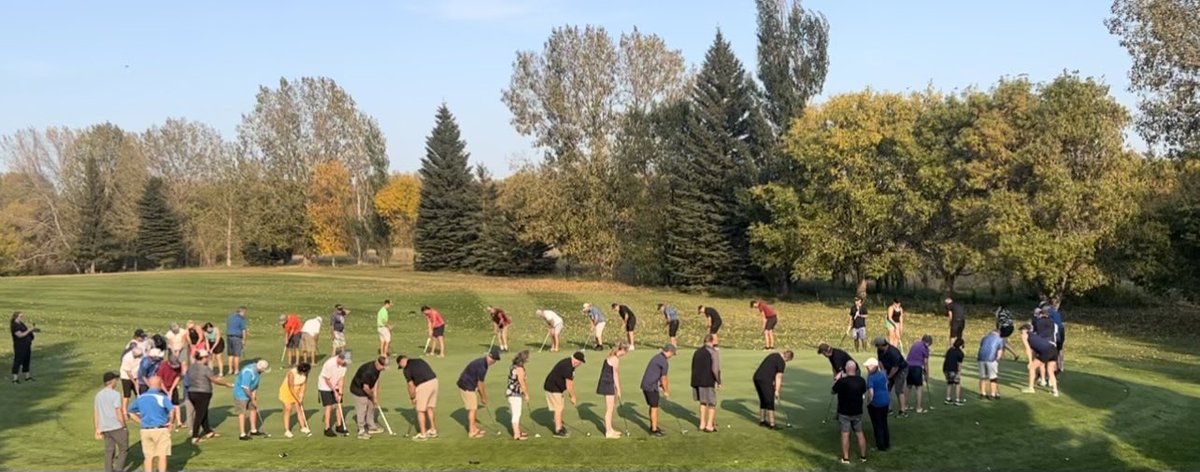 B4BTinfo's tweet photo. We are excited to announce that the 2024 Birdies for Brain Tumours Golf Tournament recently donated a total of $4,000

$3,000 was donated to the @BrainTumourFdn and $1,000 was donated to the @BRHCF2give | #B4BT #GreyMatters #BDNMB #GLGC 

@thebrandonsun @bdnmbca @glenleagolf https://t.co/QV4N3cKa99