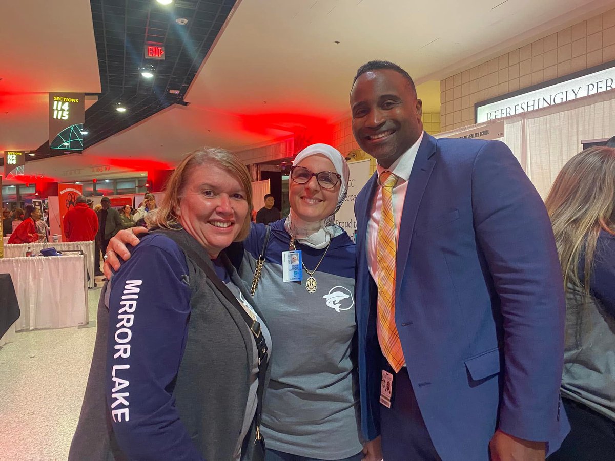 Mirror Lake Elementary tweet media