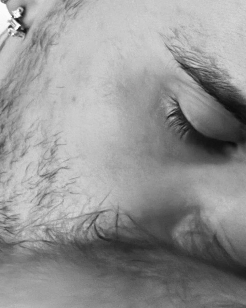 JUSTIN KISSING BABY JACK BIEBER😭😭