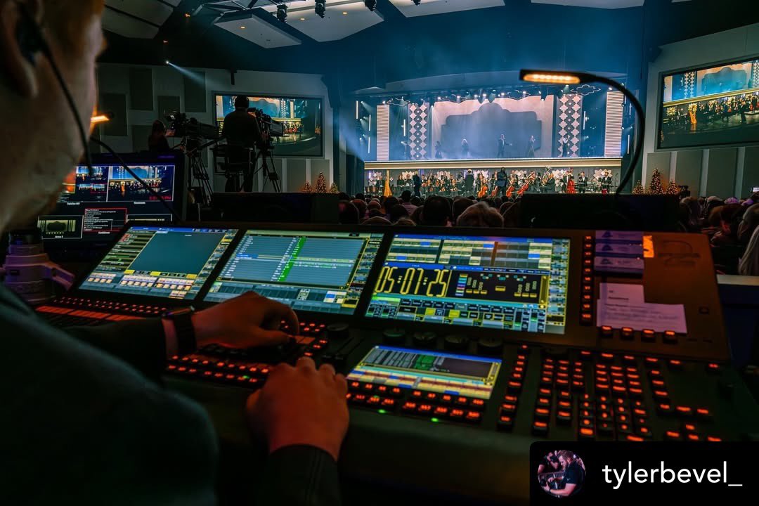 The Robe Way tweet media