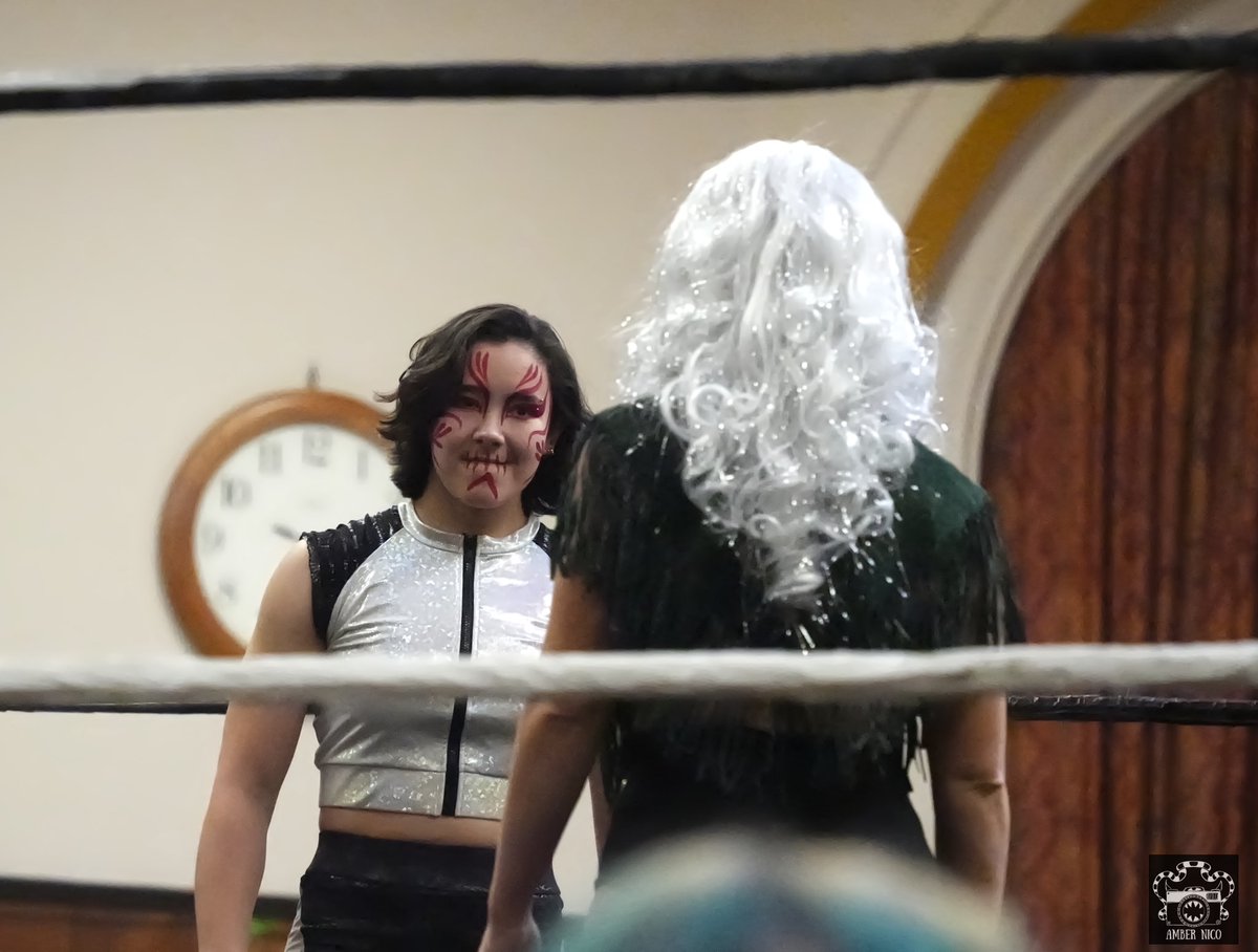 AmberNicoPhoto's tweet photo. Starla Maedean Carbtree vs. Rika Kurigaki at Rad Pro Rasslin’ in Worcester, MA #radpro #indiewrestling #wrestling #wrestler #professionalwrestling #digitalphotography #wrestlingfans #wrestlingphotography #wrestlingphotographer #sony #sonya9iii #boston #bodyslamnet #ambernicophoto #aew #wwe #ambernico