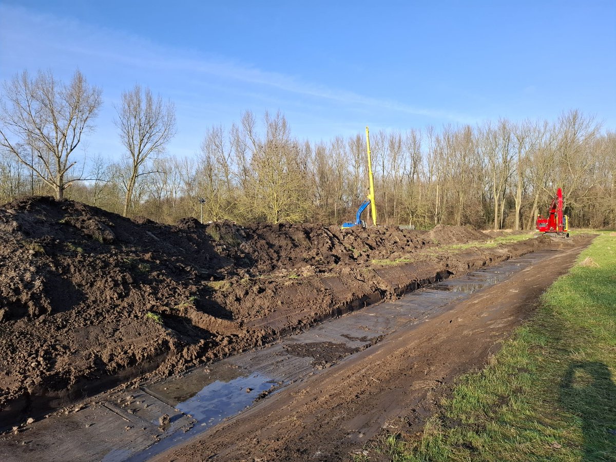 Door het leefgebied van beschermde dieren in Vlietland moedwillig te slopen lijkt DLR nu een einde te willen maken aan de discussie over behoud van natuur. Hierdoor worden de gemeente Leidschendam-Voorburg en omwonenden voor een voldongen feit geplaatst.
voorschoten.groenlinks.nl/nieuws/vlietla…