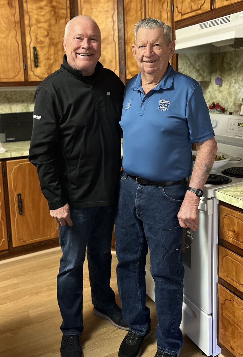 Ken Martin tweet media