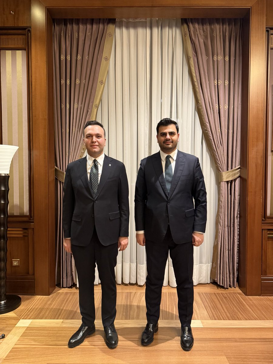 Eyyüp Kadir İnan (@eyupkadirinan) on Twitter photo Kadim davamızı yarınlara taşıyacak olan Genel Merkez Gençlik Kolları Başkanlığımız Yusuf İbiş kardeşimize emanet. <a href="/avyusufibis/">Yusuf İBİŞ</a>
Ömrümüzün en kıymetli vazifesini tamamlamanın gururunu ve Yusuf İbiş kardeşimizin, devrettiğimiz bayrağı en iyi şekilde taşıyacağını bilmenin gönül Kadim davamızı yarınlara taşıyacak olan Genel Merkez Gençlik Kolları Başkanlığımız Yusuf İbiş kardeşimize emanet. <a href="/avyusufibis/">Yusuf İBİŞ</a>
Ömrümüzün en kıymetli vazifesini tamamlamanın gururunu ve Yusuf İbiş kardeşimizin, devrettiğimiz bayrağı en iyi şekilde taşıyacağını bilmenin gönül