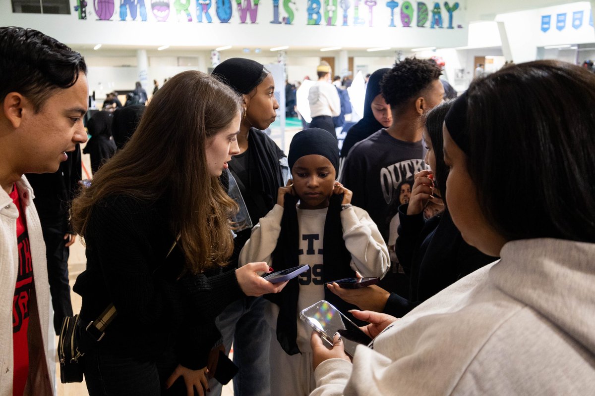 Looking back to the incredible <a href="/Bell/">Bell</a> Inbound Assist Launch Party at <a href="/MLSELaunchPad/">MLSE LaunchPad</a> 🏀✨ Play Forever invited 150 youth from across the the city for an amazing time, from making custom tote bags, soaking up the fun vibes, and cheering on the Raptors together at the watch party.🎉