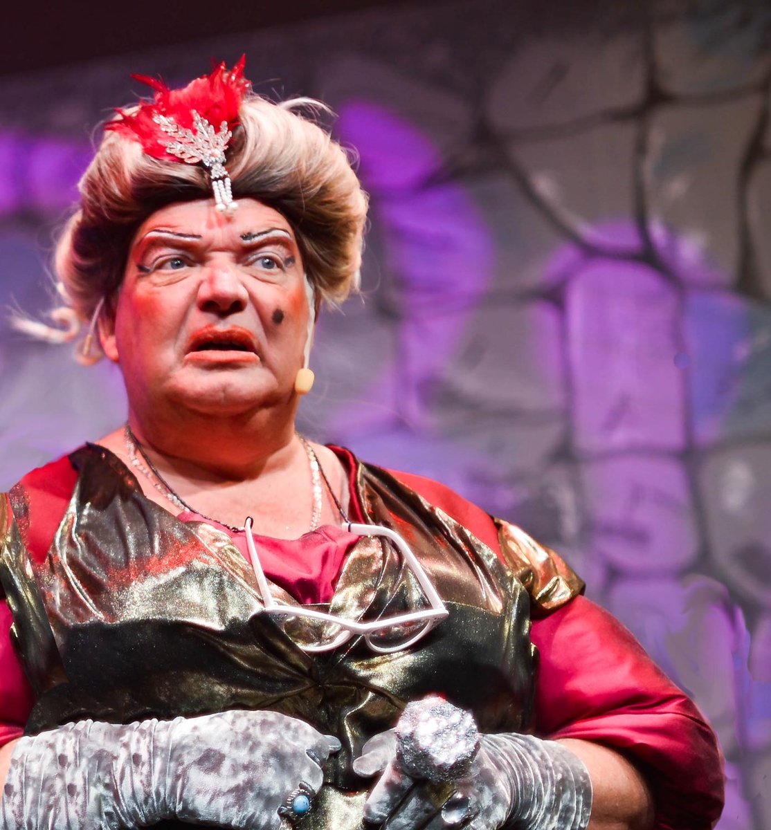 A great first weekend of "Cinderella" at the Station Theatre, hayling Island.  Noisey audiences and lots of wonderful feedback from our very silly show!
Tickets available from stationtheatre.co.uk #hayling #haylingisland #havant #hampshire #events #panto #pantomime #whatson