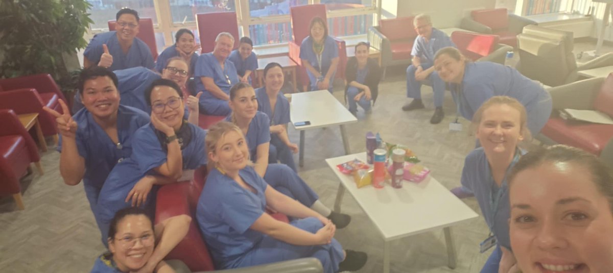 LabsLtht's tweet photo. Some of our lovely nurses and team at our Audit meeting today and snacks of course ✨️ #teamworkmakesthedreamwork  #AHP https://t.co/TCpyBx2Lo7