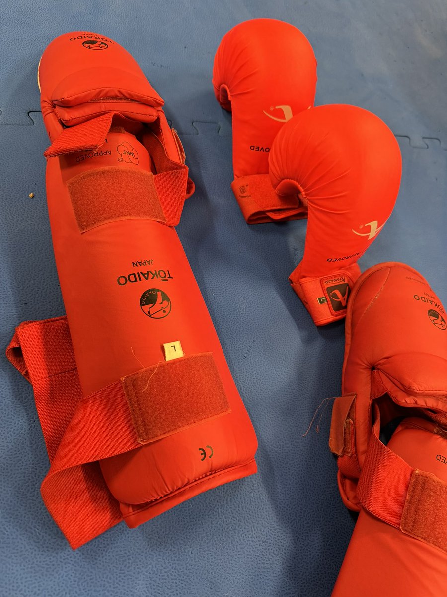 JoseNavasAyala's tweet photo. FIRST 2025 TOURNAMENT 🥋🔜🥇

Training for the first tournament of the year, the KOBUSHI CUP 2025. This will be my first challenge, taking place in Miami on February 15th. Last year, at this same competition, I placed third🥉 in my debut tournament but was disqualified in the semifinals for repeatedly stepping out of the tatami due to my lack of cardio. 

The champion of the event was a very skilled Cuban karateka, whom I now challenge to defeat, aiming to become the county champion and show how much I've improved one year after my first championship. I'M GOING ALL OUT. Join me on this first competitive challenge as I go for the glory!