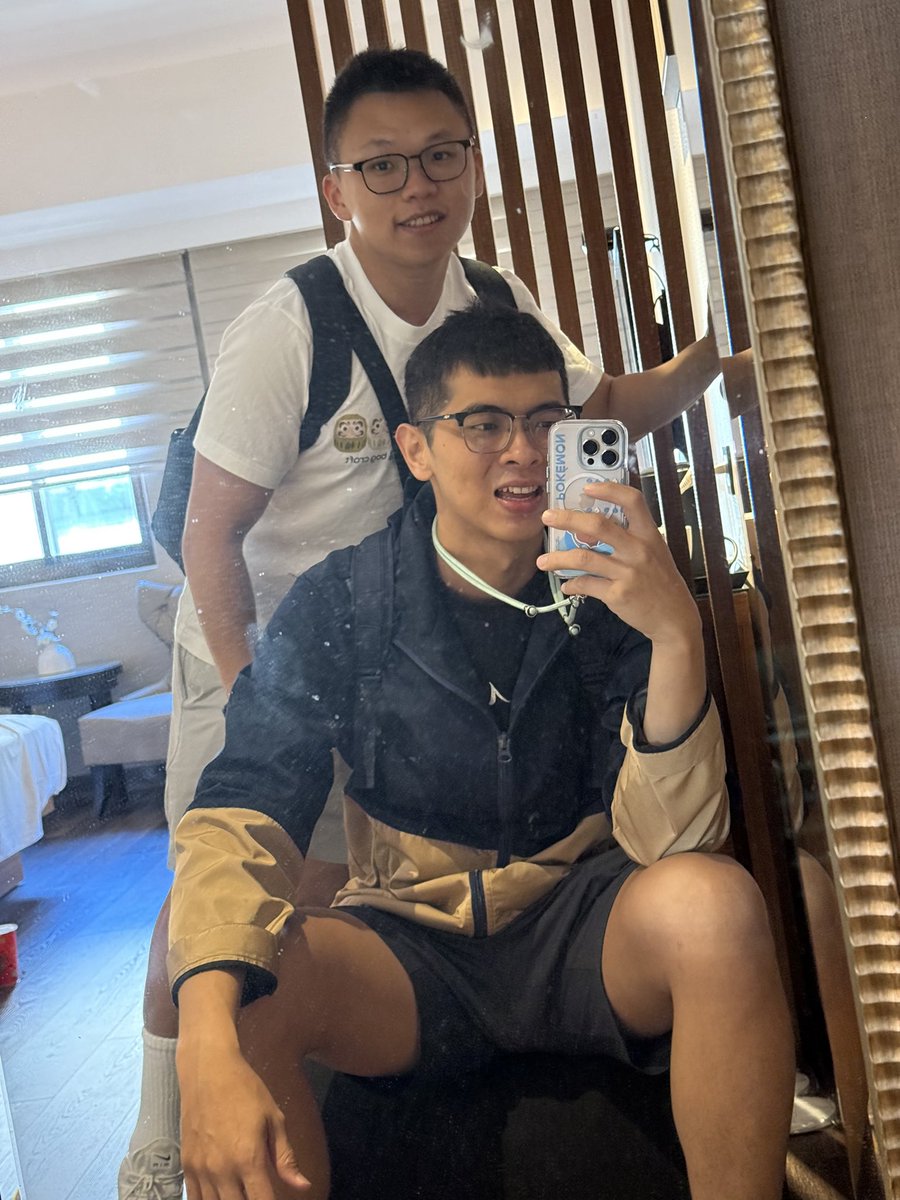 diaperlove124's tweet photo. 3️⃣2️⃣歲的生日最棒的禮物
就是老公澳洲回來
可以跟你結婚是這輩子最幸福的事情
謝謝老公♾️的包容 
還幫取了一個《布布先生》🫣
今年也請多多指教 一起努力 完成夢想

老公：@qq12155 

——————————
好想擁有很多各式各樣的布布(偷偷許願) https://t.co/9HSirAFzeS