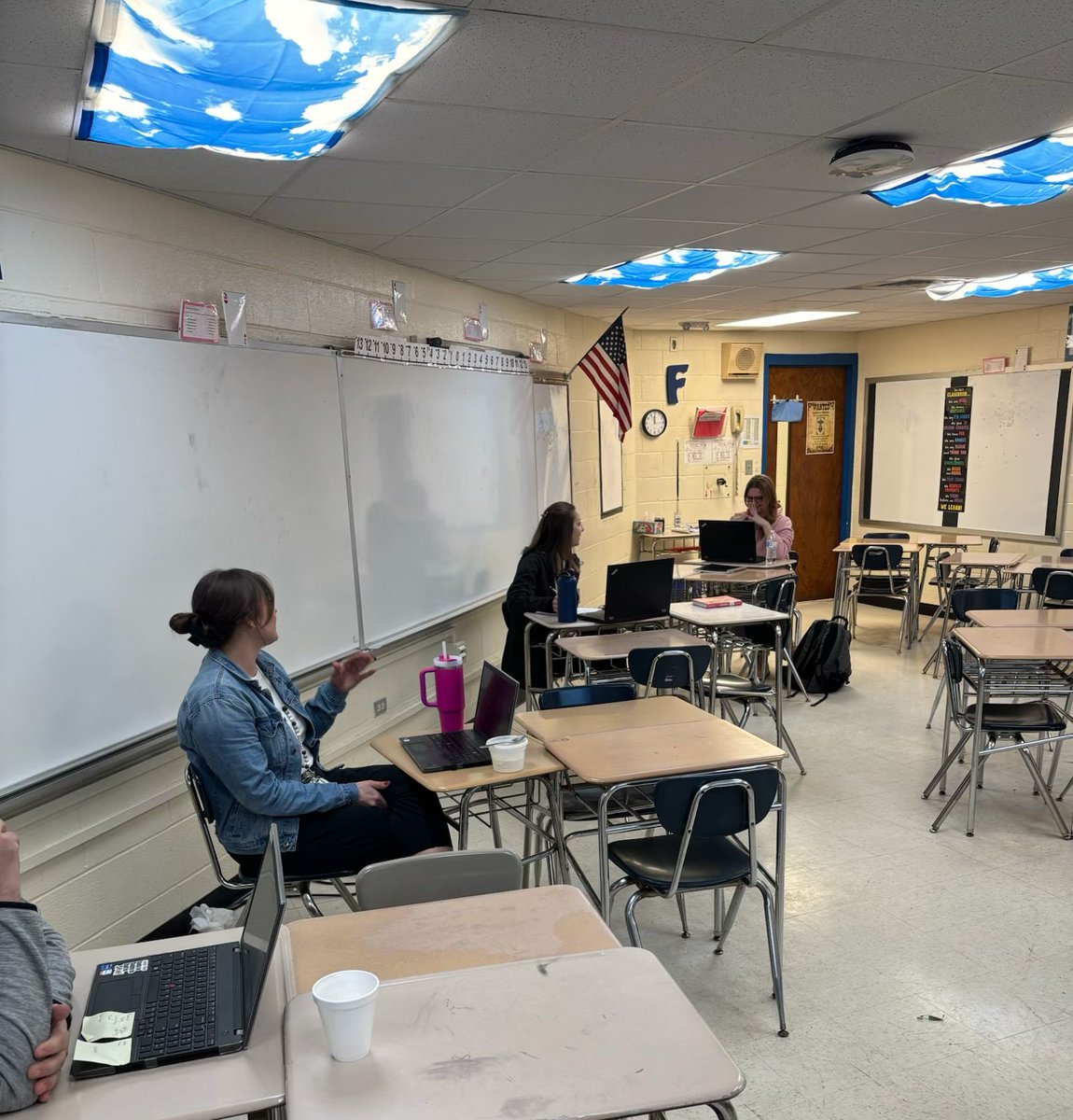 Parkwood Middle School (@parkwoodmsnc) on Twitter photo 7th Grade Math PLC with tutors discussing and collaborating on our high dosage, full grade level tutoring plan. Great work! @ucpsnc <a href="/jpdelucia/">John DeLucia</a> @aghoulihan 7th Grade Math PLC with tutors discussing and collaborating on our high dosage, full grade level tutoring plan. Great work! @ucpsnc <a href="/jpdelucia/">John DeLucia</a> @aghoulihan